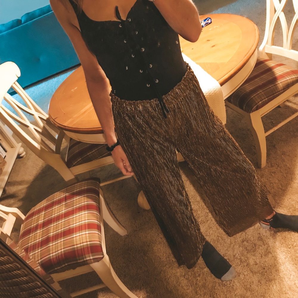 BDG wide leg gold pants